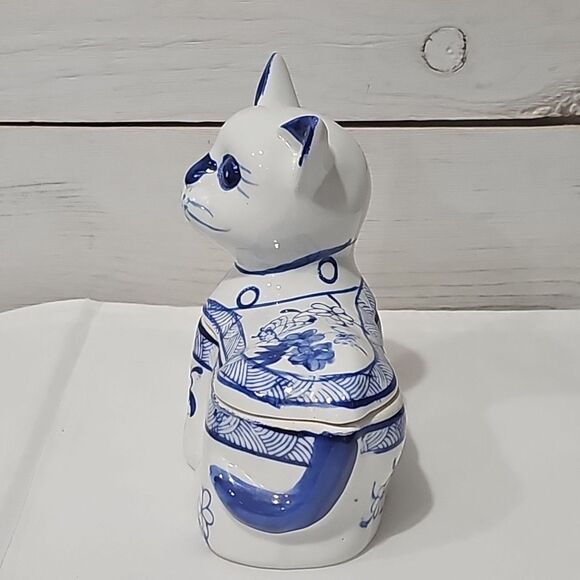 Vintage Blue & White Porcelain Cat Trinket Box Figurine Lidded Chinoiserie... - Picture 3 of 7